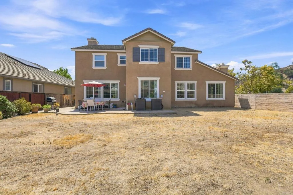 2990 Burnet Drive, Escondido, CA 92027