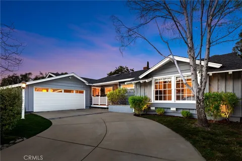 3584 Woodcliff Road, Sherman Oaks, CA MLS: SR25046913