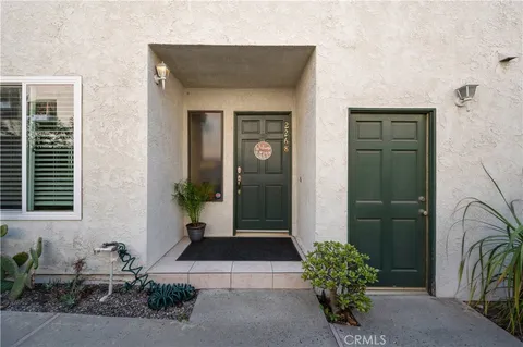 2268 Rose Avenue Unit 3, Signal Hill, CA MLS: PW25039828