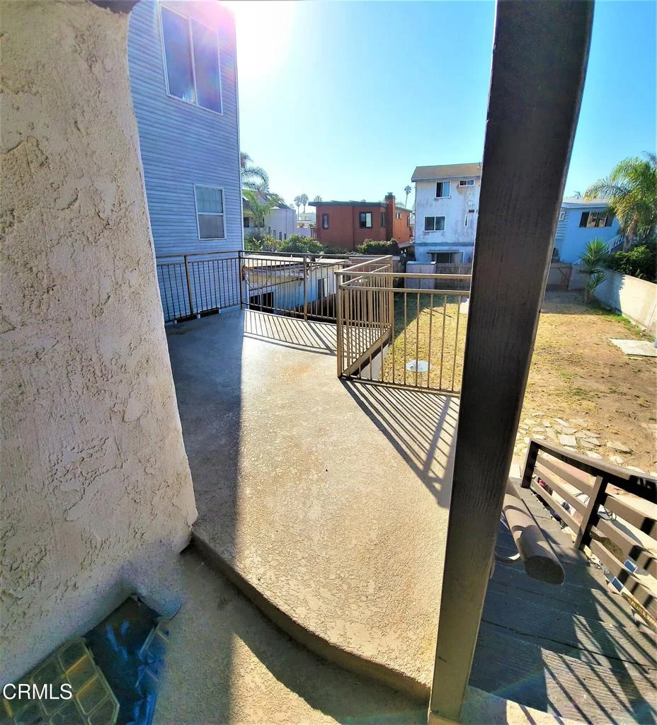 1132 Hingham Lane Unit B, Ventura, CA 93001