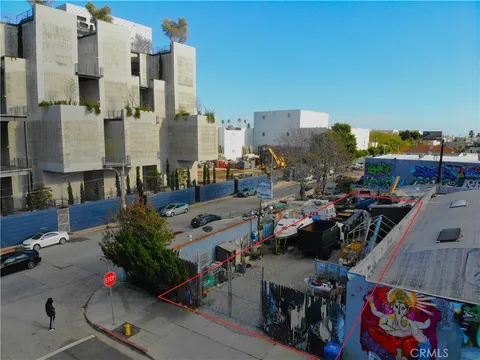 1015 N Gower Street, Los Angeles, CA MLS: CV25056921