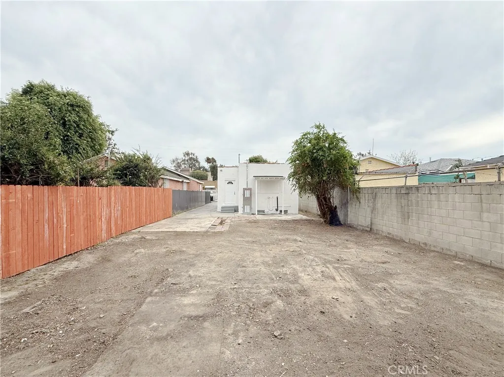 Additional image 50 of 1643 E 115th Street, Los Angeles, CA 90059