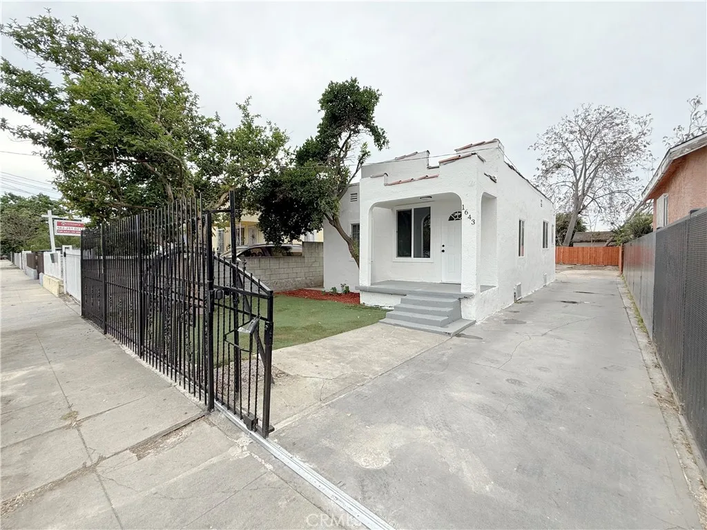 Additional image 28 of 1643 E 115th Street, Los Angeles, CA 90059