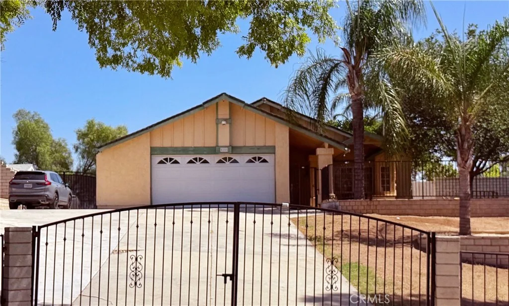 5855 Bolivar St, Riverside, CA 92505