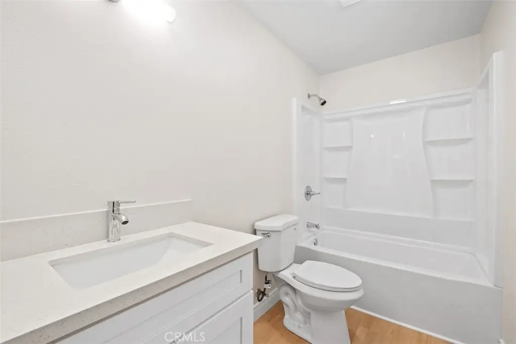 Additional image 15 of 1009 N N Parton St, Santa Ana, CA 92701
