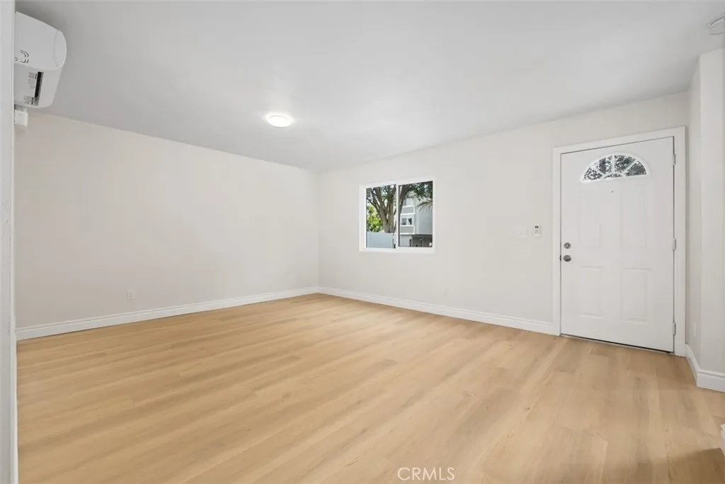 Additional image 11 of 1009 N N Parton St, Santa Ana, CA 92701