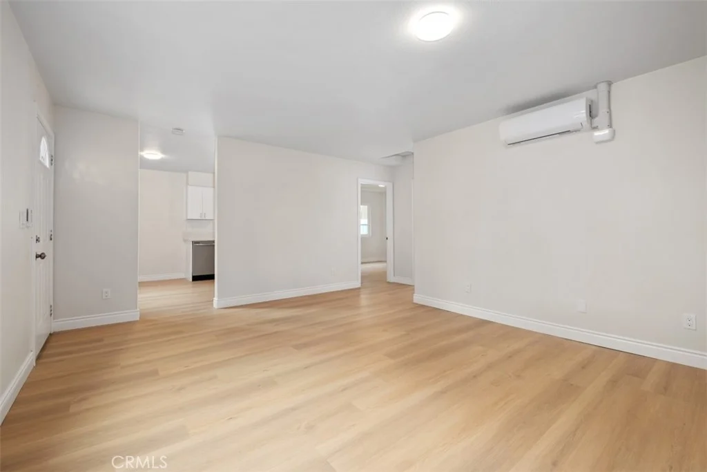 Additional image 6 of 1009 N N Parton St, Santa Ana, CA 92701