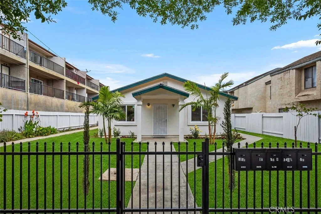 Additional image 3 of 1009 N N Parton St, Santa Ana, CA 92701