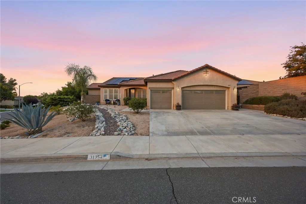 31352 Ensemble Dr, Menifee, CA 92584 photo 2