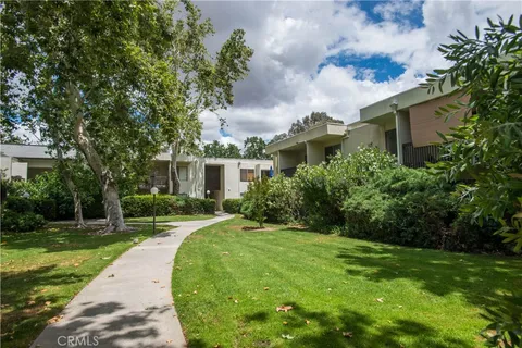 23515 Lyons Avenue Unit 228, Valencia, CA MLS: SR24251506