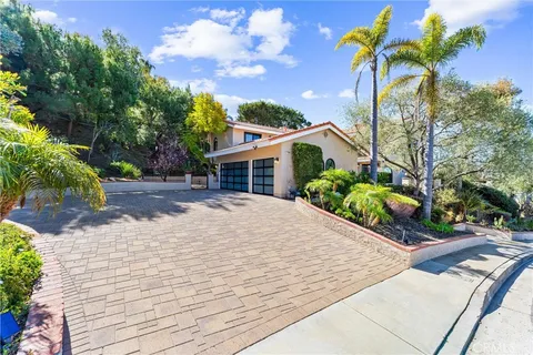 604 Avenida Acapulco, San Clemente, CA MLS: OC25050587