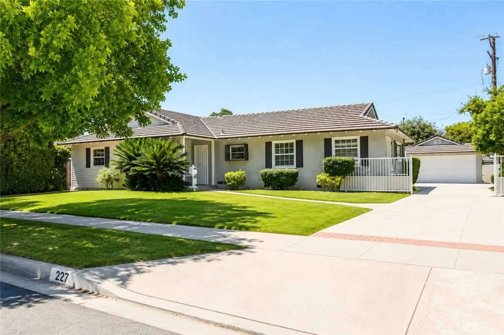 227 N Elspeth Way, Covina, CA 91722