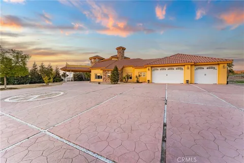 9446 Kern River Ave, Bakersfield, CA 93308 - MLS#: SR25025913