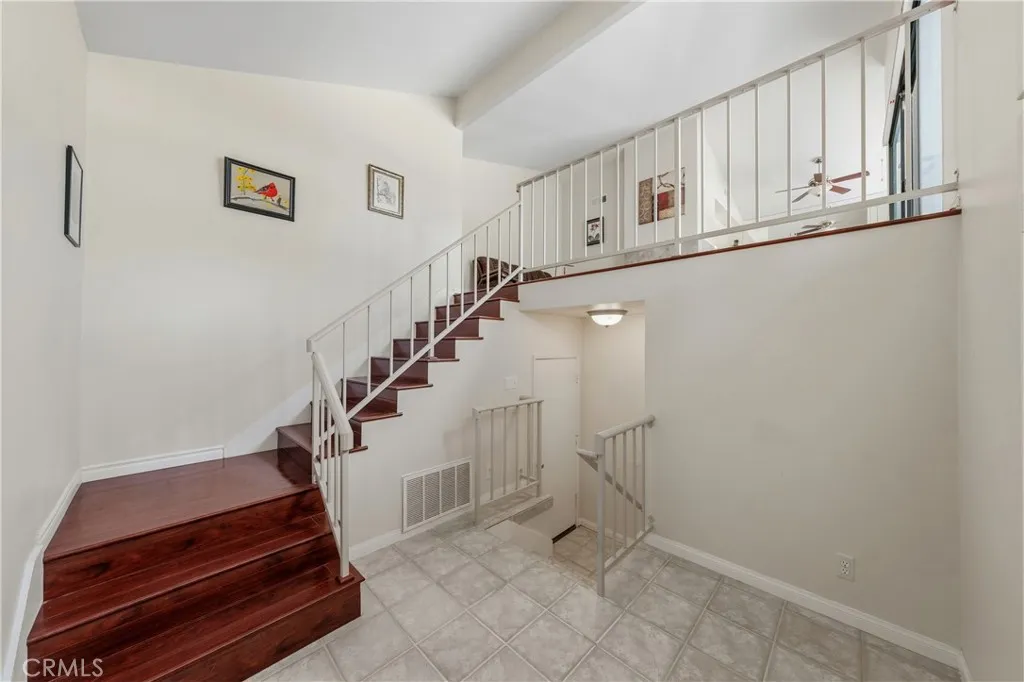 Additional image 32 of 509 El Azul Cir, Oak Park, CA 91377