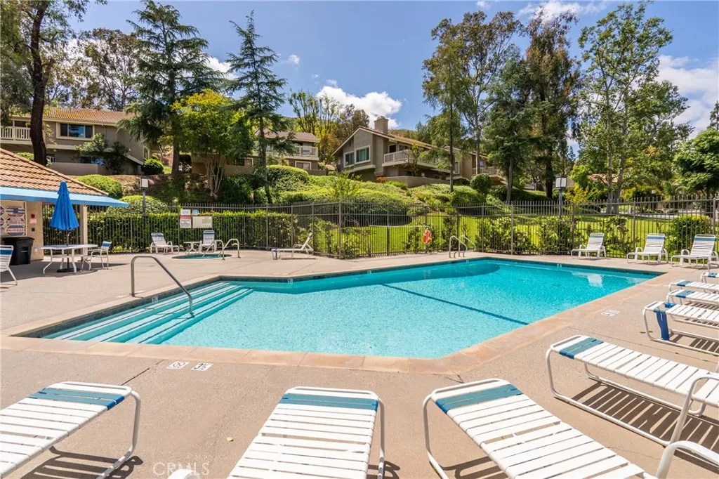 Additional image 27 of 509 El Azul Cir, Oak Park, CA 91377