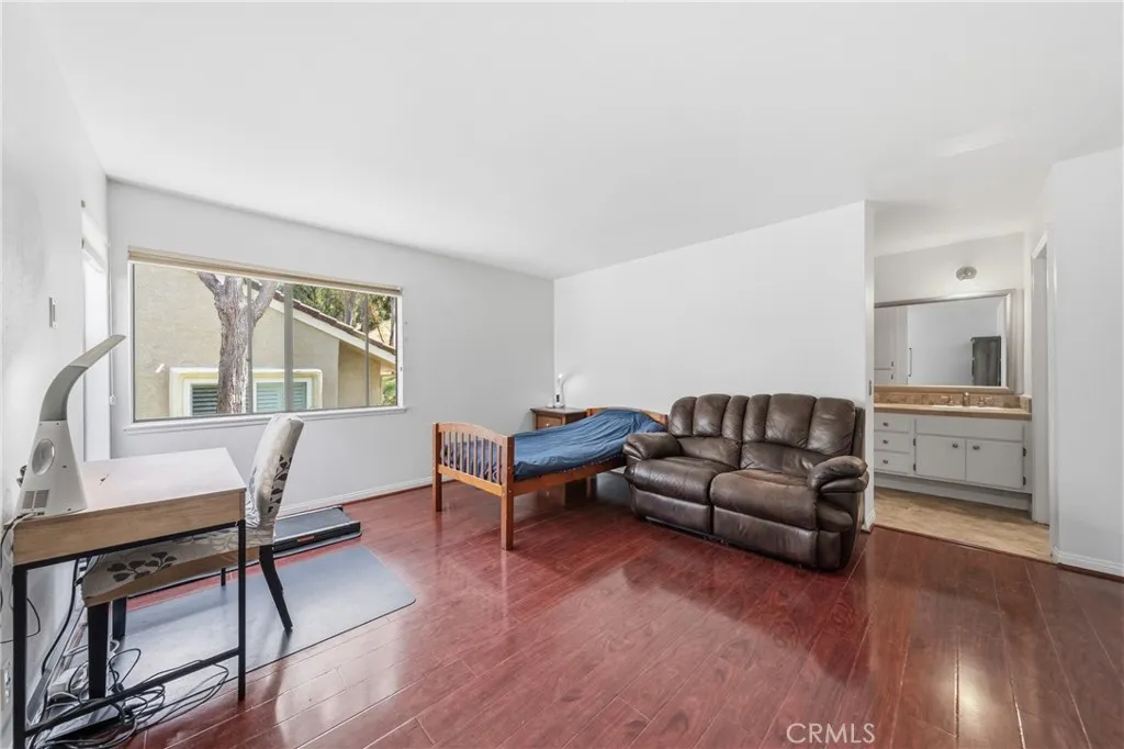 Additional image 42 of 509 El Azul Cir, Oak Park, CA 91377