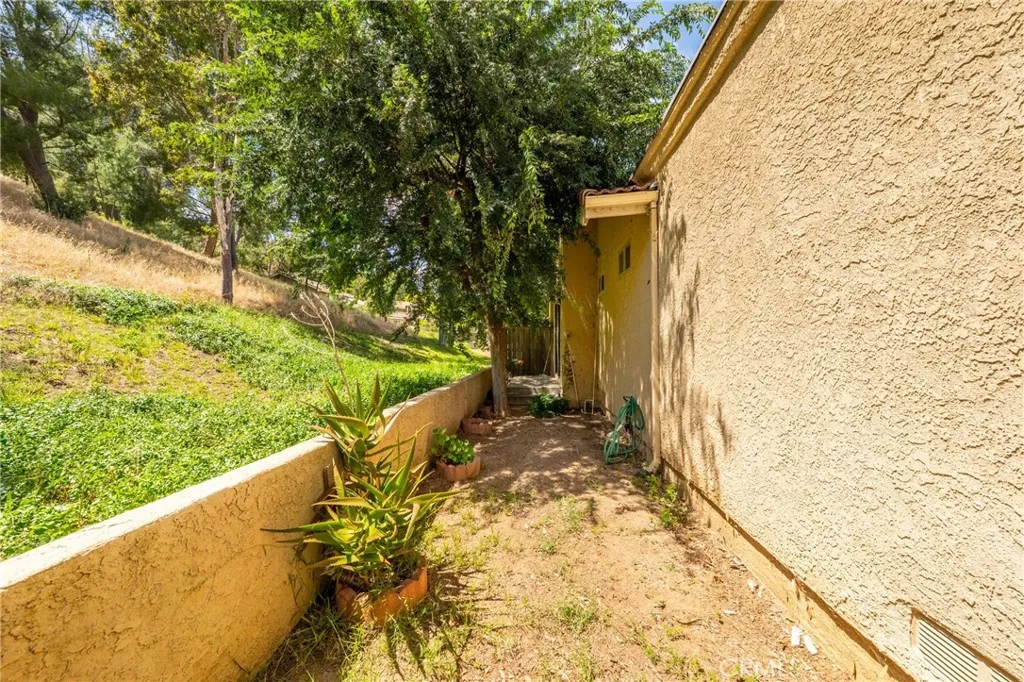 Additional image 50 of 509 El Azul Cir, Oak Park, CA 91377