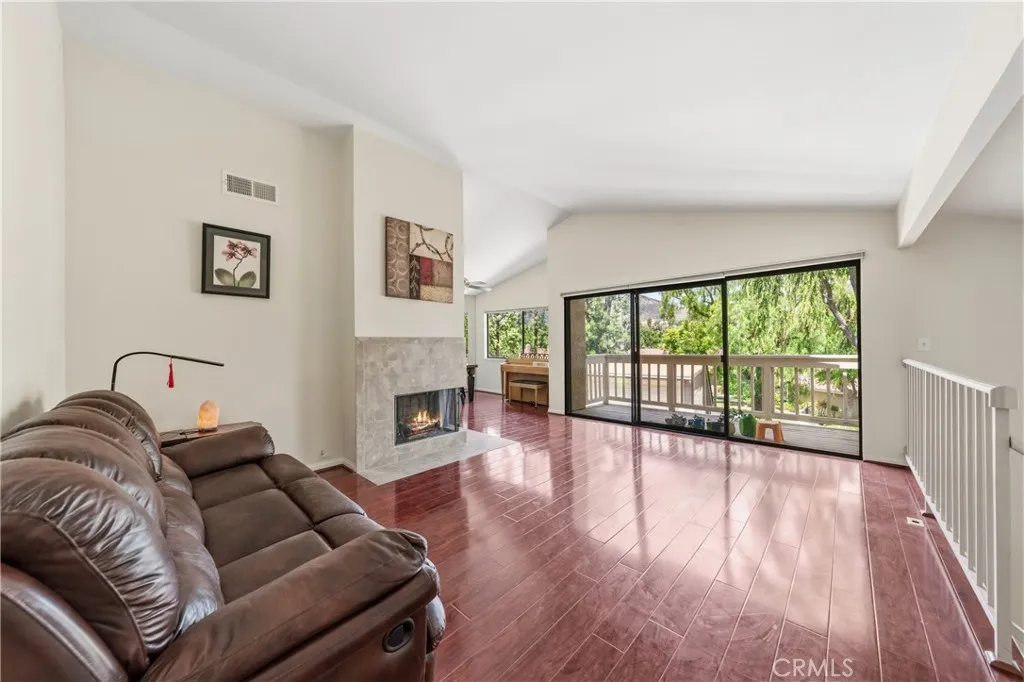 Additional image 33 of 509 El Azul Cir, Oak Park, CA 91377