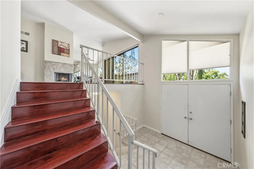 Additional image 31 of 509 El Azul Cir, Oak Park, CA 91377