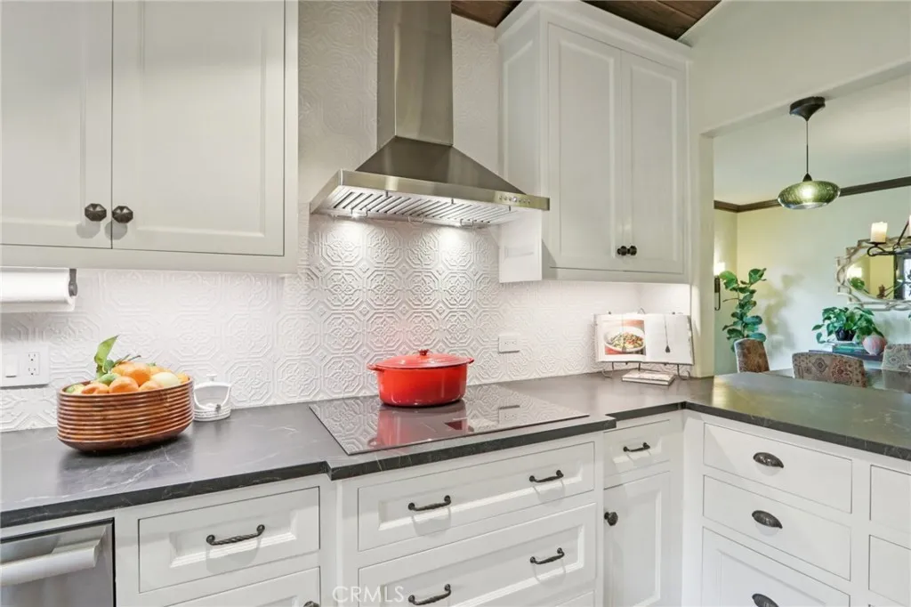 Additional image 17 of 1620 Broadview Drive, Glendale, CA 91208