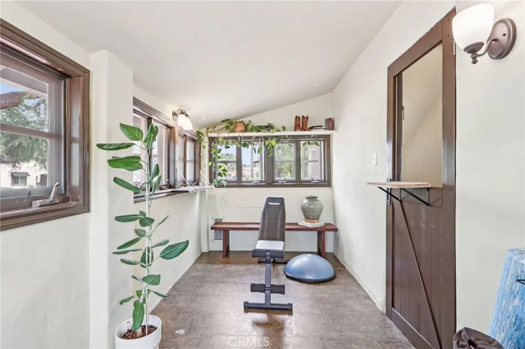 Additional image 120 of 1620 Broadview Drive, Glendale, CA 91208