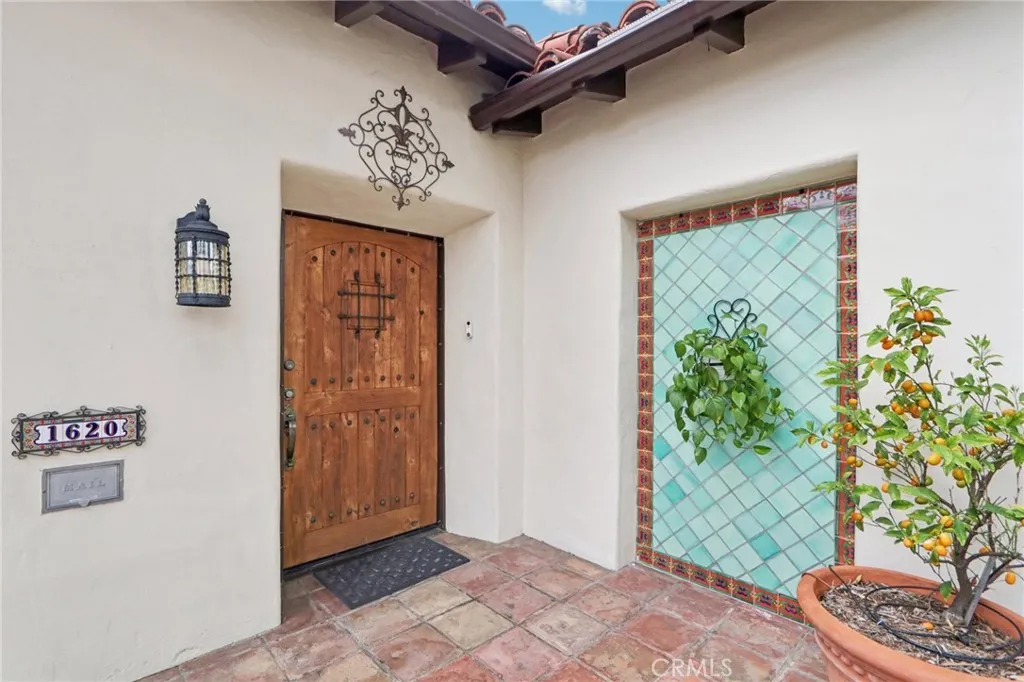 Additional image 3 of 1620 Broadview Drive, Glendale, CA 91208