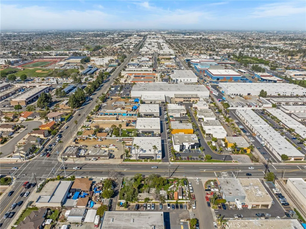 Additional image 49 of 7412 Slater Avenue E, Huntington Beach, CA 92647