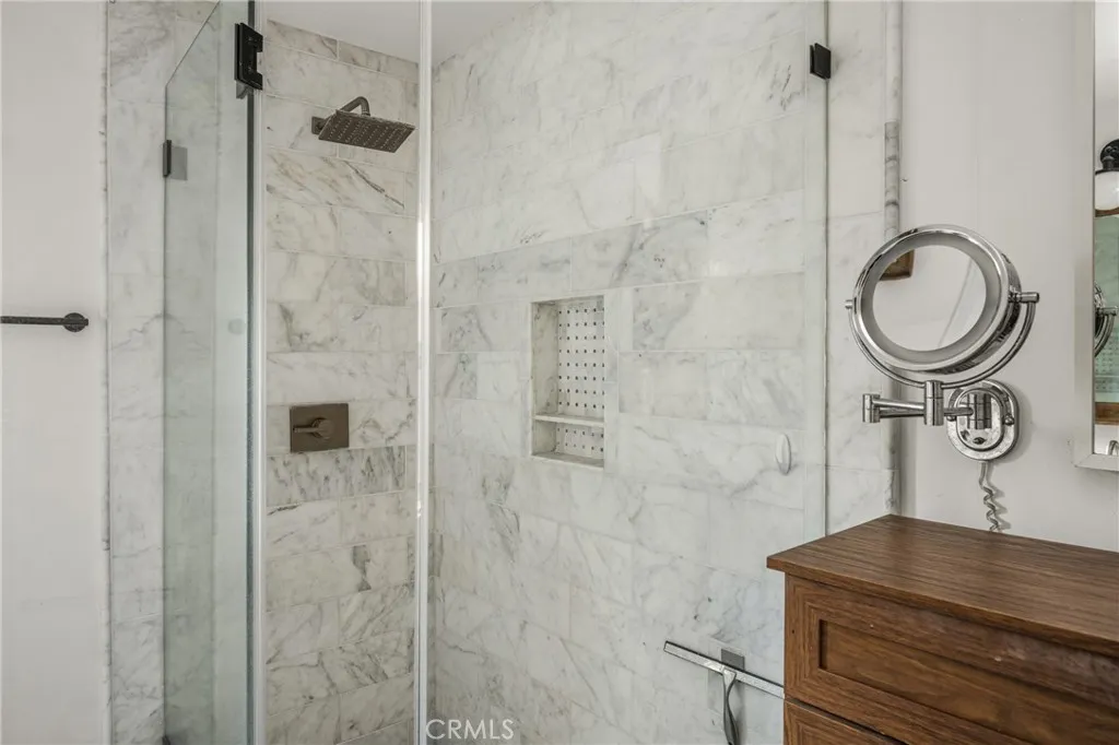 Additional image 109 of 774 Gladys Ave, Long Beach, CA 90804