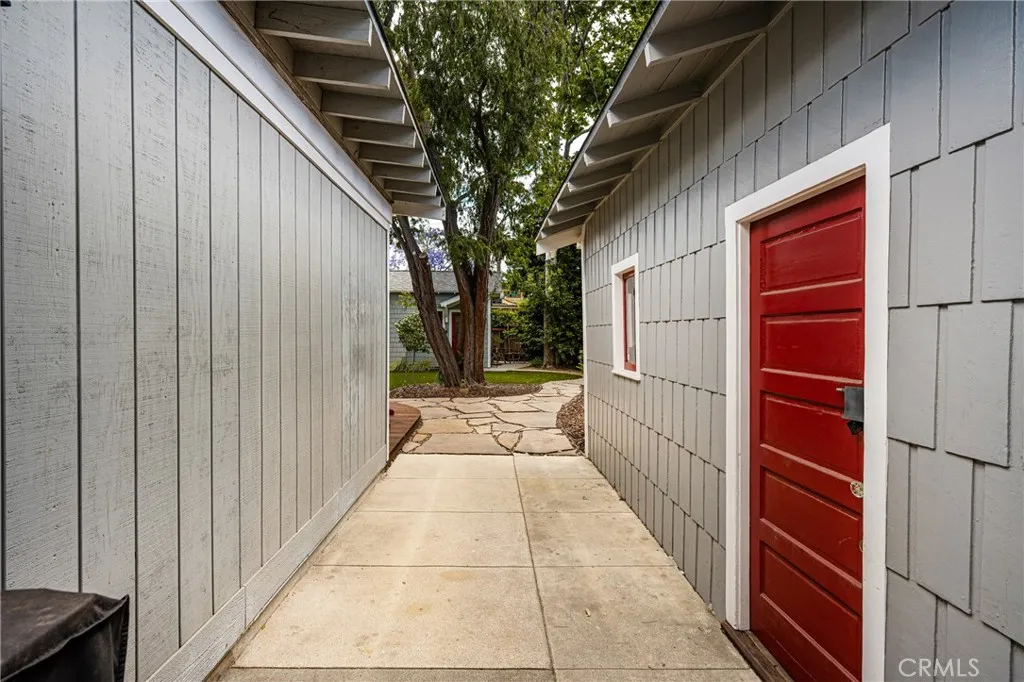 Additional image 118 of 774 Gladys Ave, Long Beach, CA 90804
