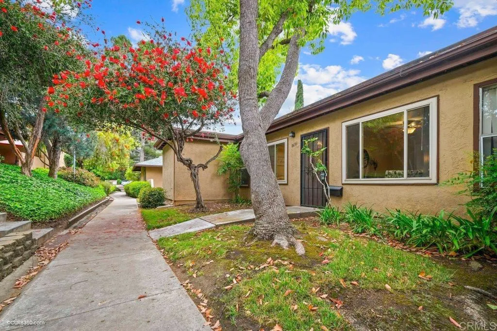 8691 Wahl, Santee, CA 92071