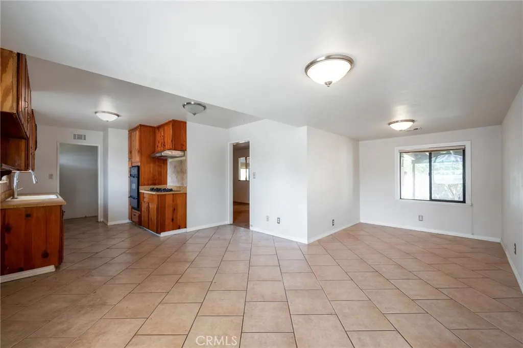 Additional image 9 of 257 W Carter Dr, Glendora, CA 91740