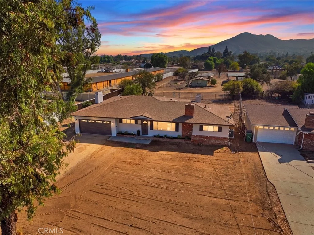 4479 Corona Ave, Norco, CA 92860 photo 4