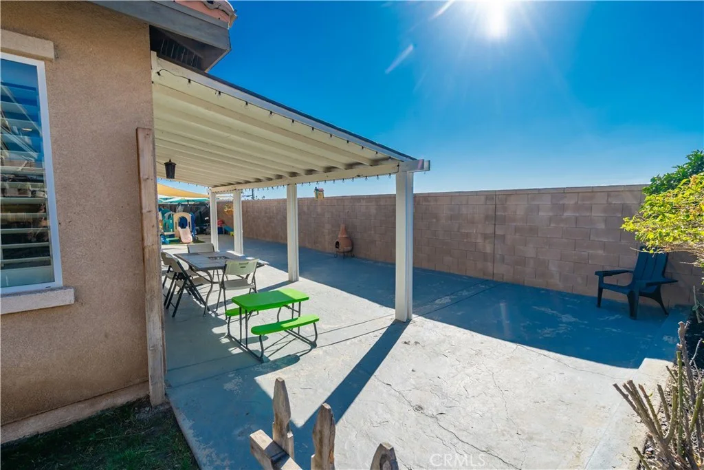 247 Appaloosa Dr, Hemet, CA 92545