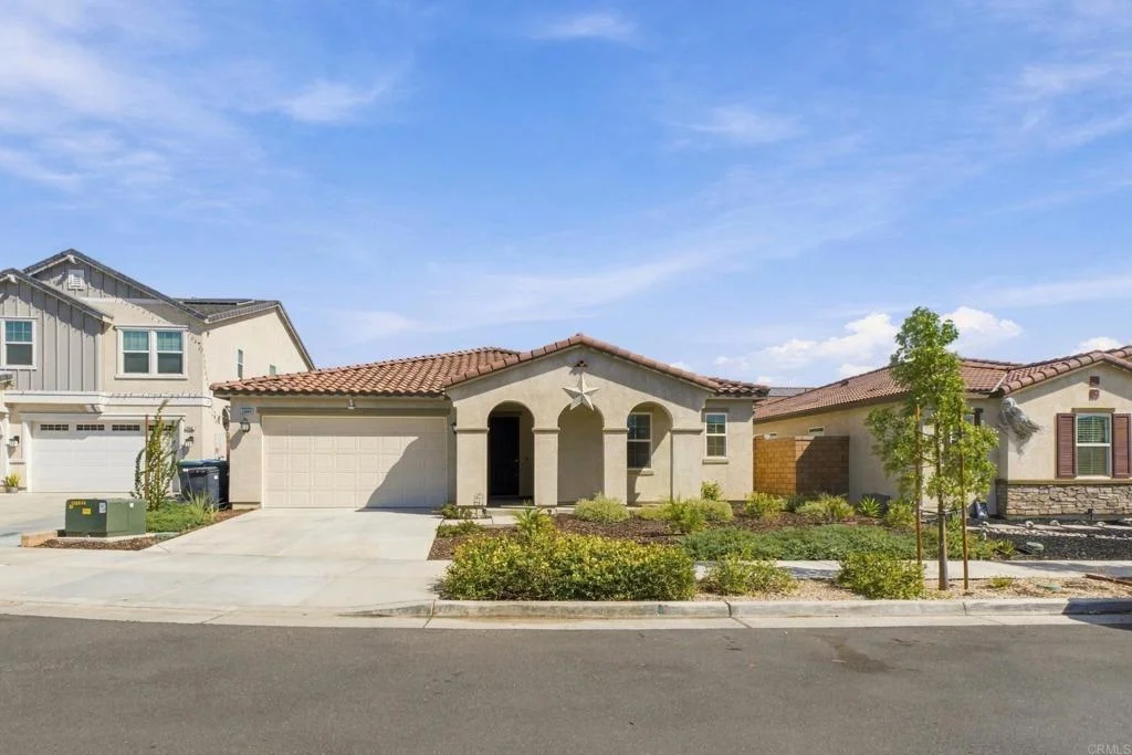 25866 Hollow Point Court, Homeland, CA 92548