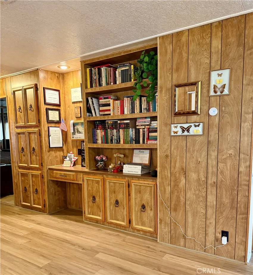 Additional image 32 of 15181 Van Buren Blvd, Riverside, CA 92504