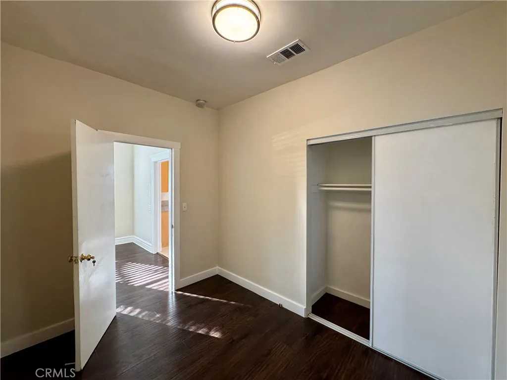 Additional image 16 of 533 E Villa St, Pasadena, CA 91101