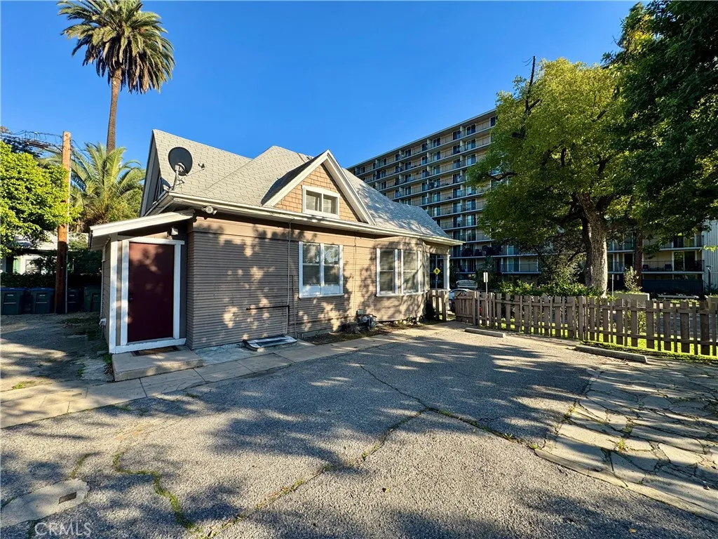 Additional image 12 of 533 E Villa St, Pasadena, CA 91101