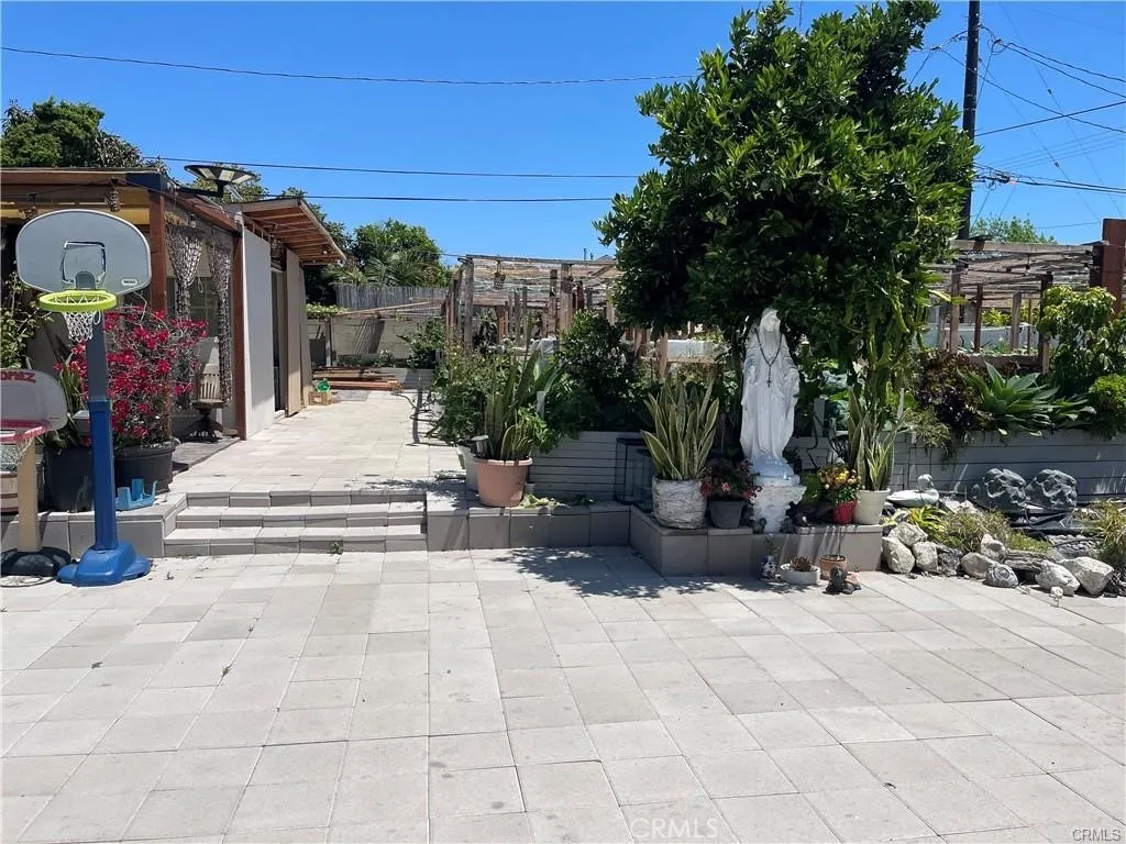 Additional image 31 of 521 S Western Avenue, Santa Ana, CA 92703