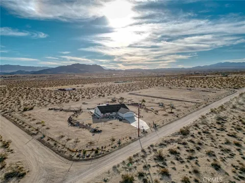 61975 La Brisa Drive, Joshua Tree, CA 92252 - MLS#: JT24249705