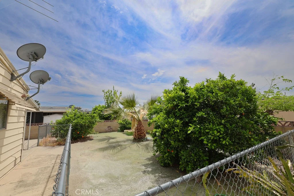 282 N La Paloma Ave, San Jacinto, CA 92582
