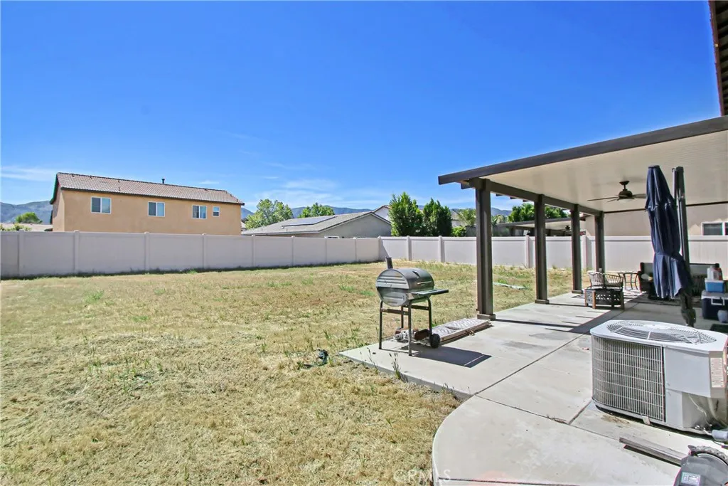 15115 Courtney Lane, Lake Elsinore, CA 92530