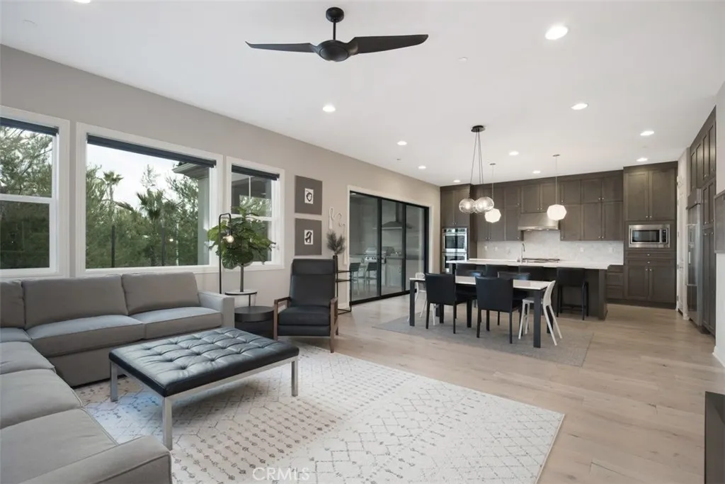 63 Berna, Lake Forest, CA 92630