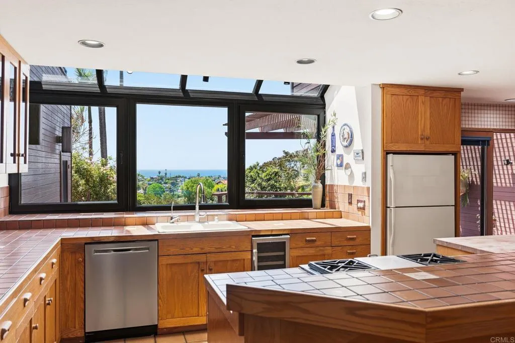 Additional image 70 of 1042 Hymettus Avenue, Encinitas, CA 92024