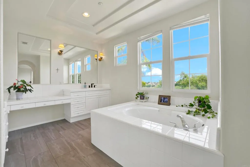 Additional image 13 of 1551 Fairway Vis, Encinitas, CA 92024
