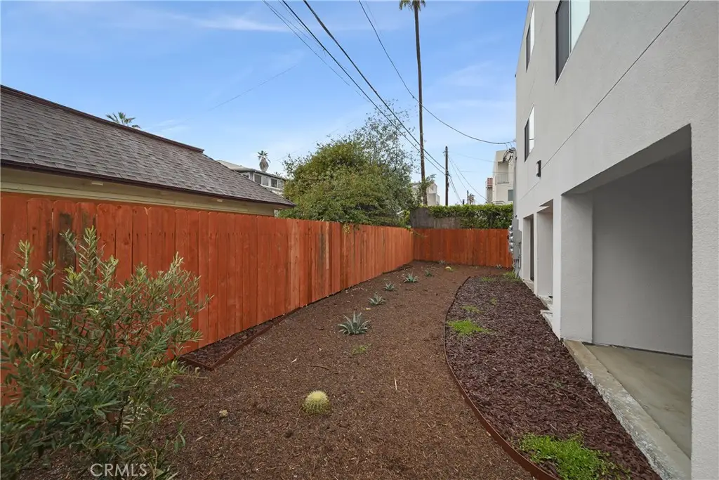 Additional image 72 of 171 S Hoover Street, Los Angeles, CA 90004