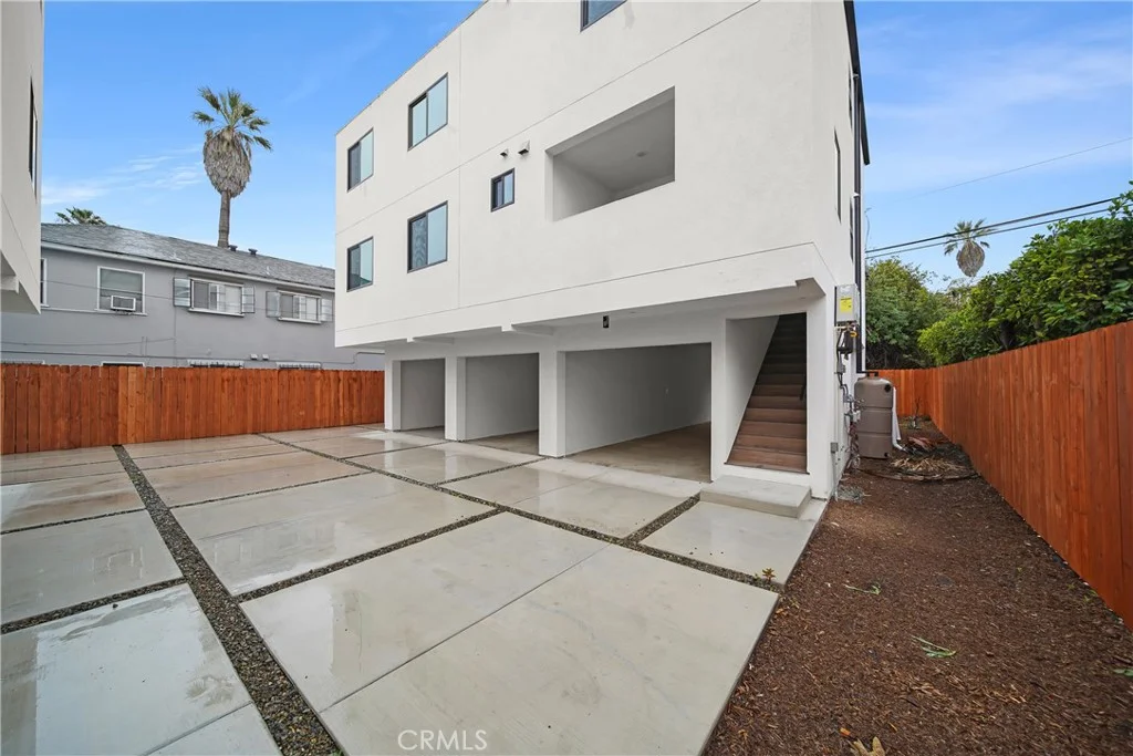 Additional image 70 of 171 S Hoover Street, Los Angeles, CA 90004