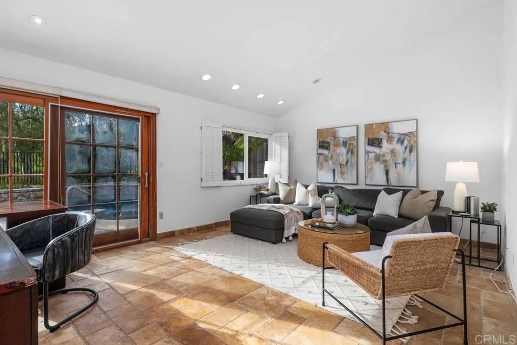 Additional image 15 of 10817 Rueda Court, San Diego, CA 92124