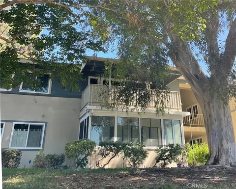 126 Avenida Majorca Unit N, Laguna Woods, CA MLS: OC25082031
