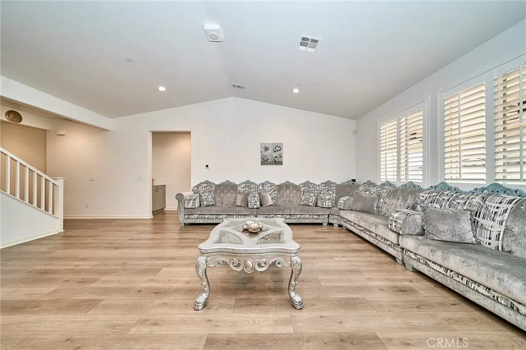 Additional image 61 of 7902 Ravello Court, Highland, CA 92346