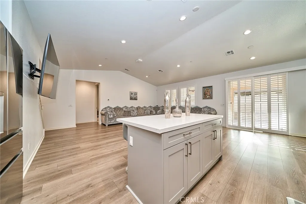 Additional image 68 of 7902 Ravello Court, Highland, CA 92346